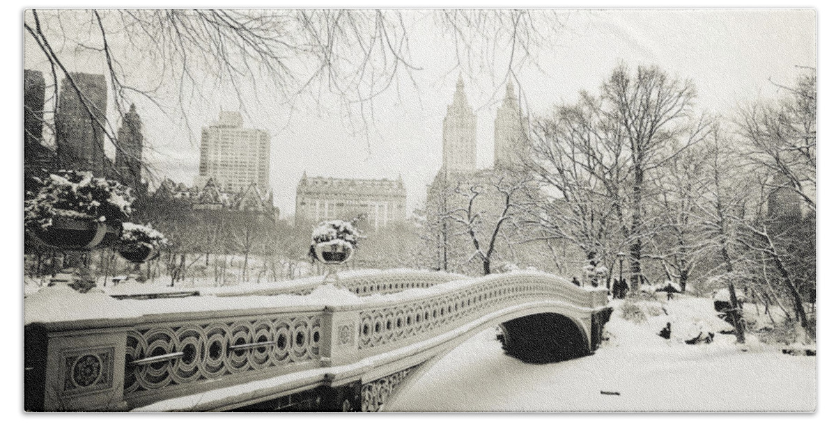 New York City Hand Towel featuring the photograph Winter's Touch - Bow Bridge - Central Park - New York City by Vivienne Gucwa