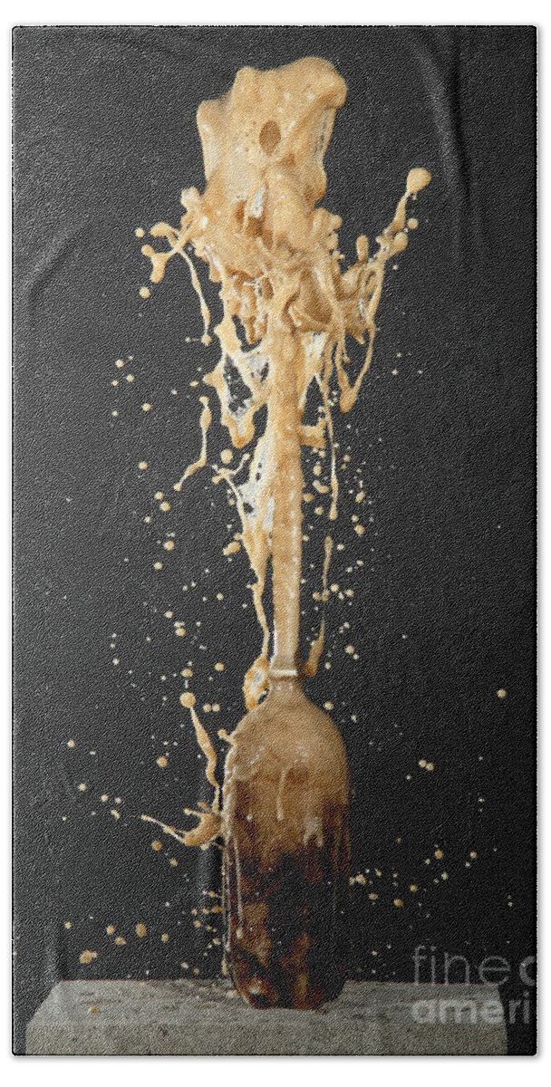 Mentos Bath Towel featuring the photograph Mentos And Soda Reaction #6 by Ted Kinsman