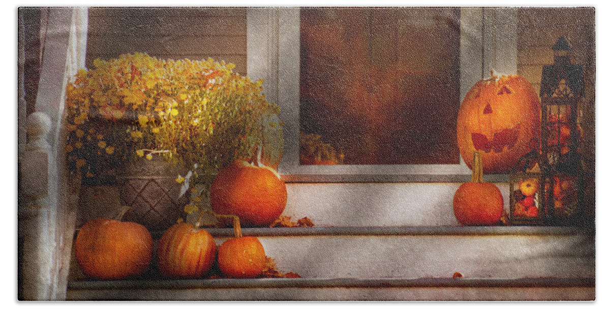 Autumn Bath Towel featuring the photograph Autumn - Halloween - We're all happy to see you by Mike Savad