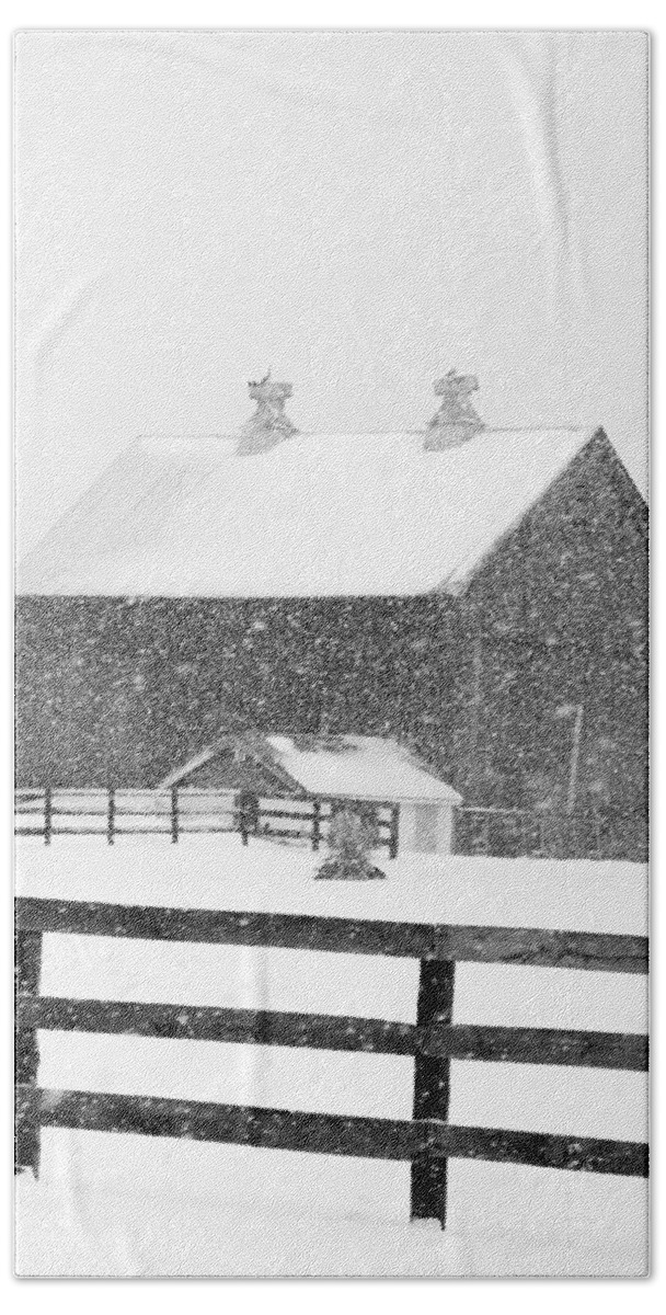 Black And White Bath Towel featuring the photograph Black and White Photograph of a barn near cannonsburg during a snowstorm by Randall Nyhof