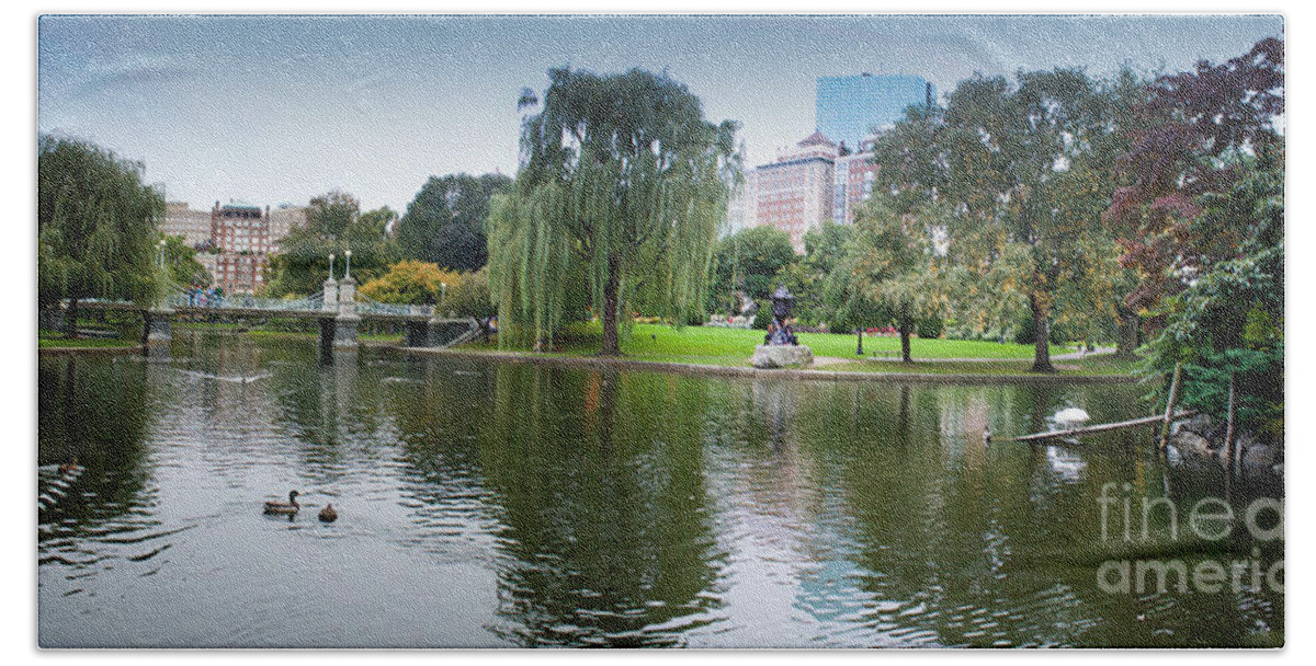 Americana Bath Towel featuring the photograph Boston Public Gardens by Thomas Marchessault