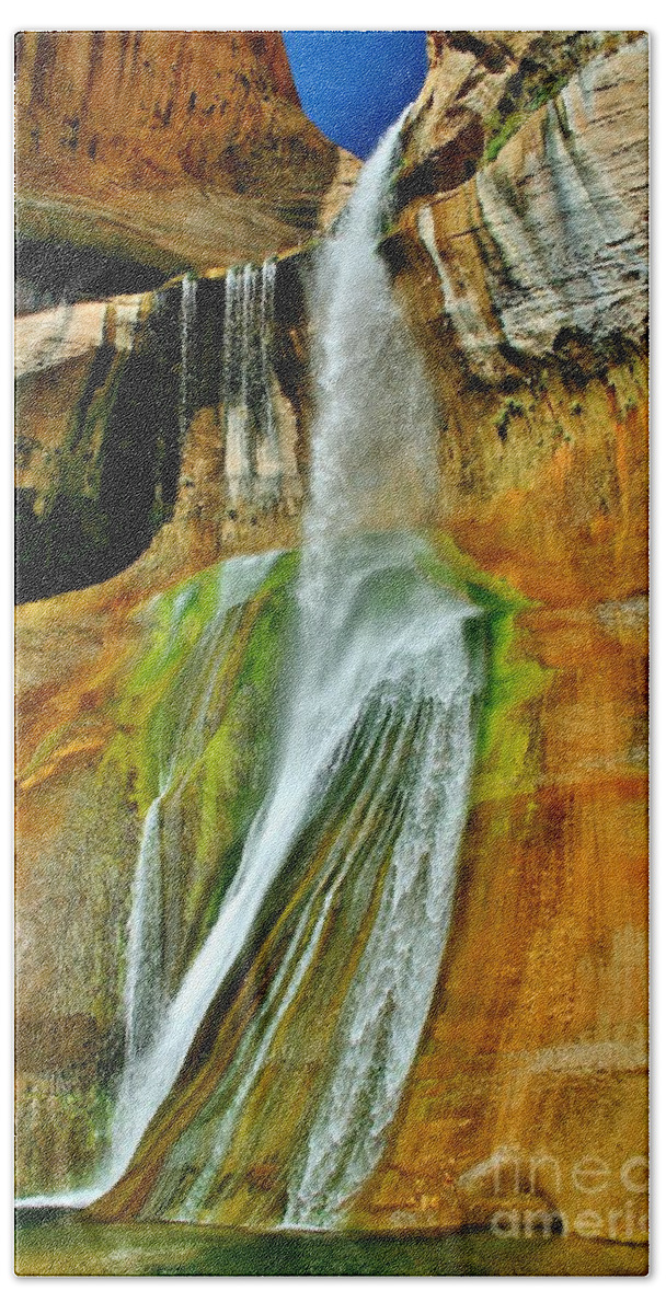 Waterfall Bath Towel featuring the photograph Calf Creek Falls II by Ellen Heaverlo