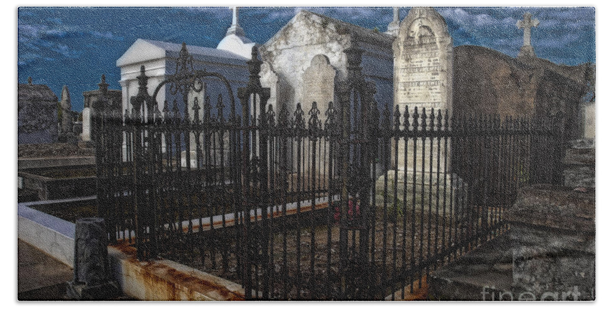Tombs Bath Towel featuring the photograph Cemetery Landscape by Kathleen K Parker