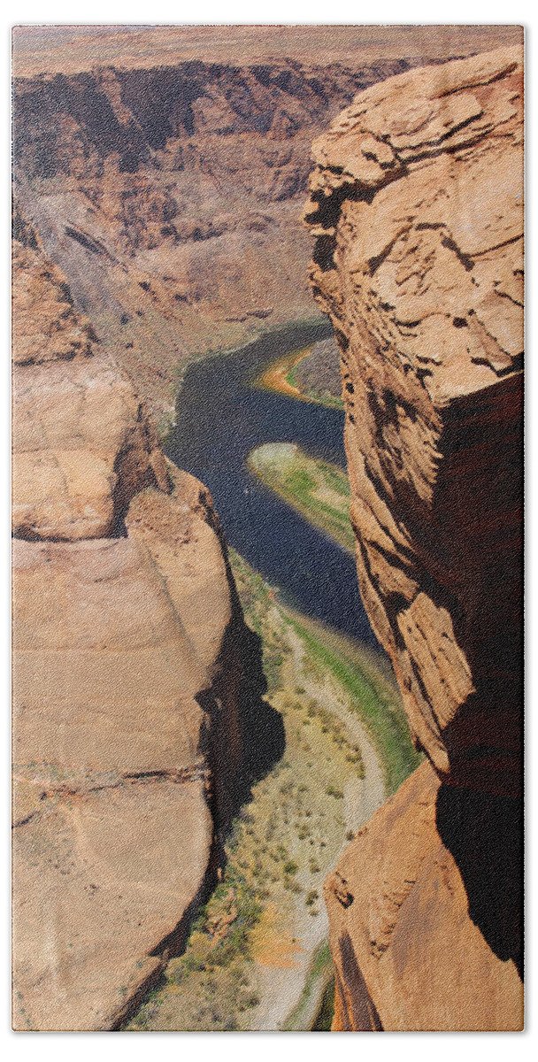 Arizona Bath Towel featuring the photograph Colorado River at Horseshoe Bend by Mike McGlothlen