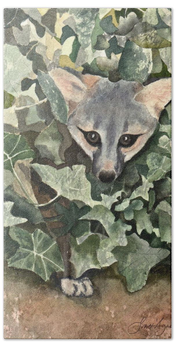 Ivy Hand Towel featuring the painting Fox 'n Ivy by Frank SantAgata