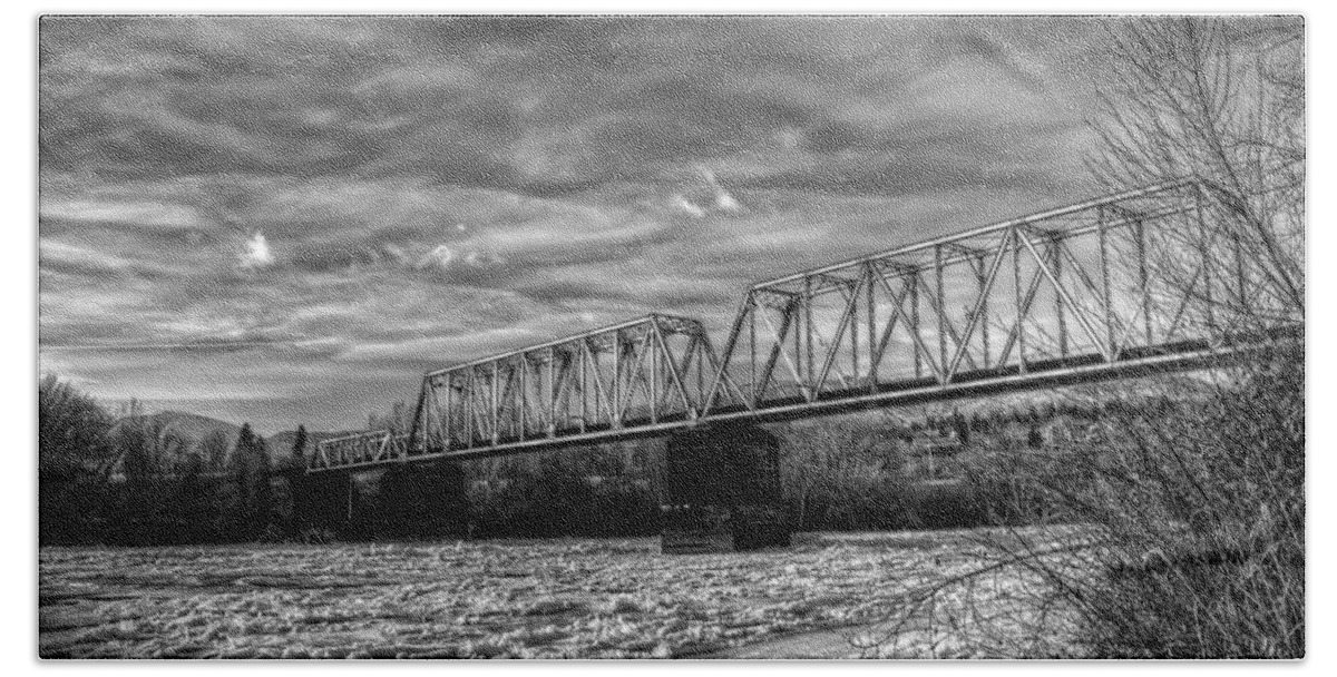 Hdr Bath Towel featuring the photograph Frozen Tracks by Brad Granger