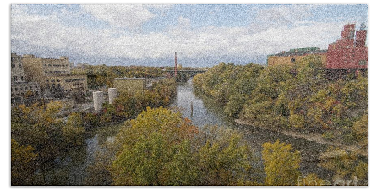  Bath Towel featuring the photograph Genesee River by William Norton