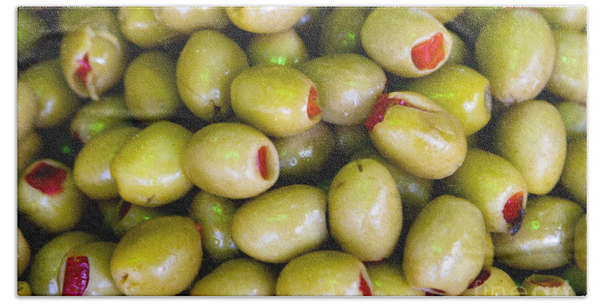 Olives Bath Towel featuring the photograph Green Olives by Leslie Leda