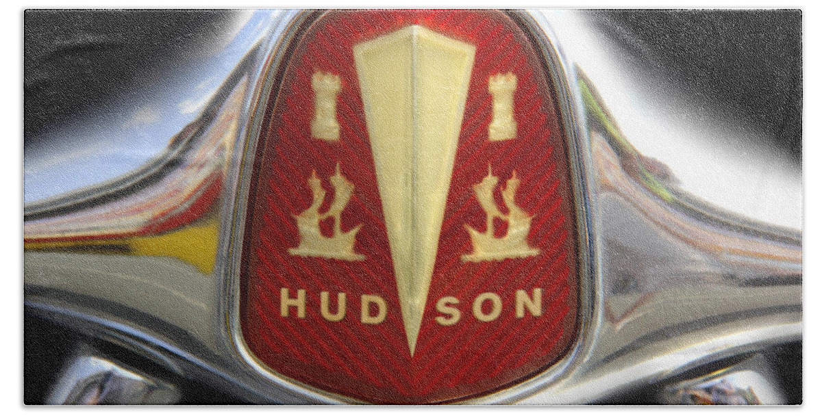 Hudson Bath Towel featuring the photograph Hudson Grill Ornament by Mike McGlothlen
