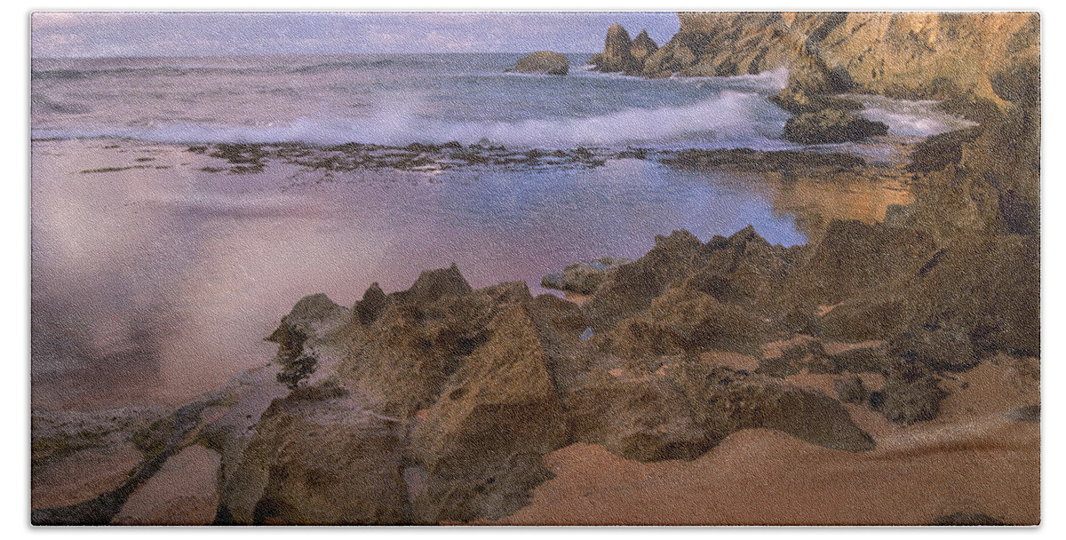 00175825 Bath Towel featuring the photograph Keoneloa Bay Kauai Hawaii by Tim Fitzharris