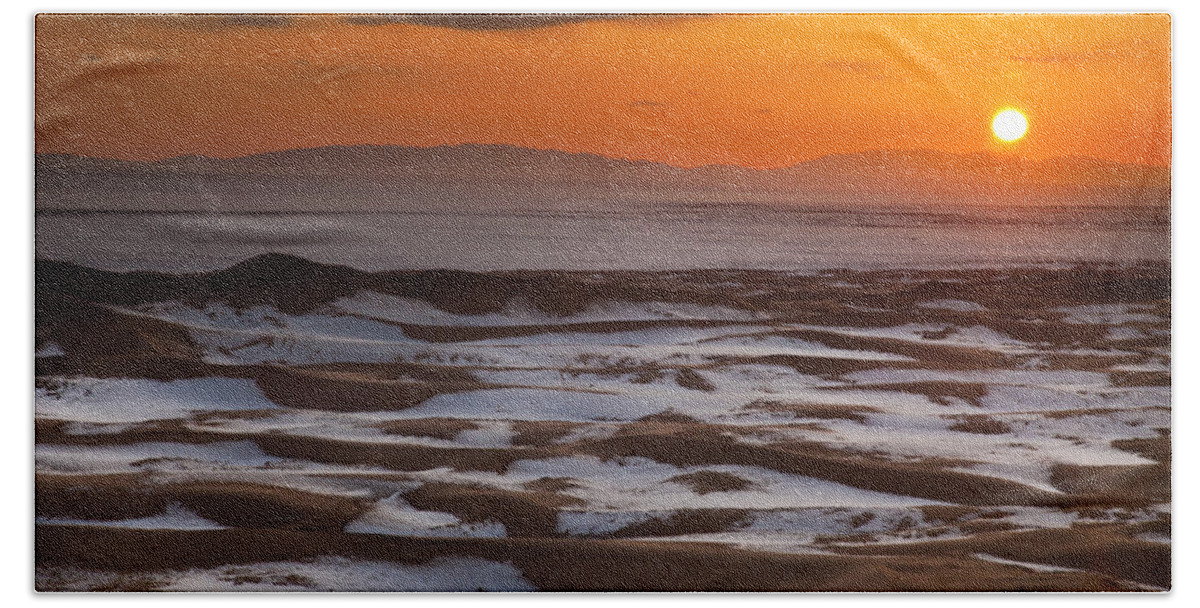 00481645 Hand Towel featuring the photograph Khongor Sand Dunes In Winter Gobi by Colin Monteath