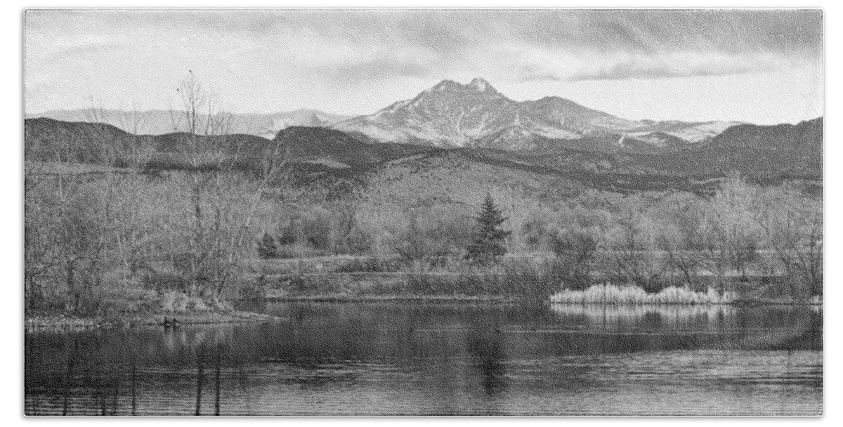 'longs Peak' Bath Towel featuring the photograph Longs Peak and Mt Meeker Sunrise at Golden Ponds BW by James BO Insogna