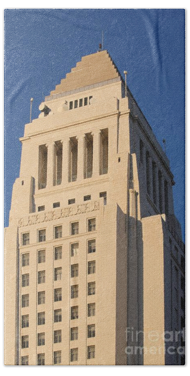 Landmark Hand Towel featuring the photograph Los Angeles City Hall by Henrik Lehnerer