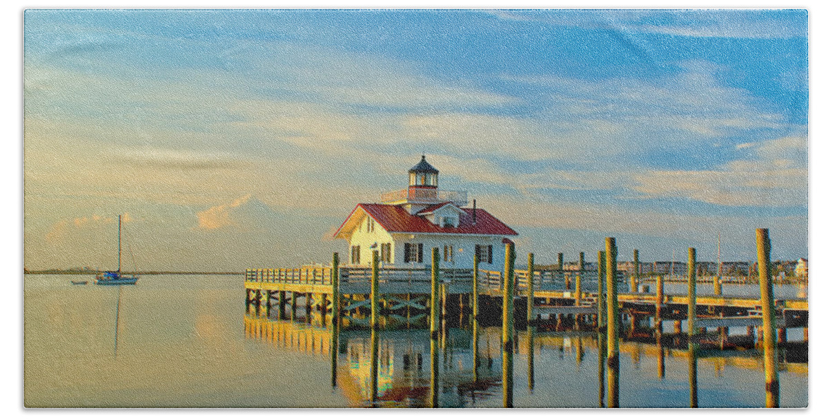 Lighthouse Hand Towel featuring the photograph Morning at Roanoke Light by Nick Zelinsky Jr