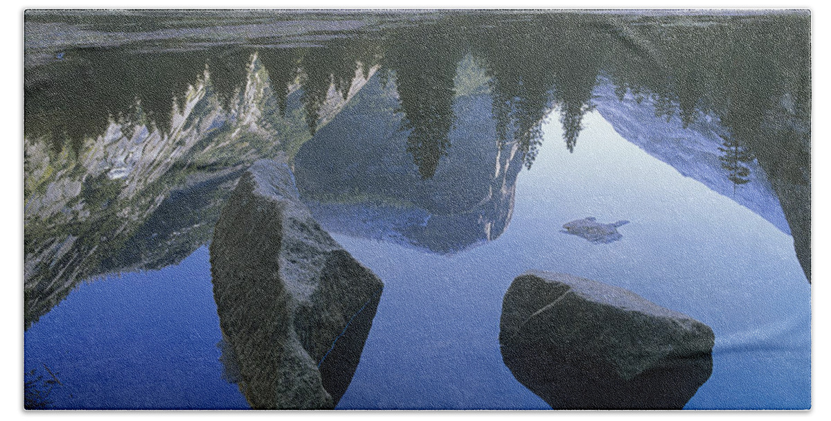 00175873 Bath Towel featuring the photograph Mount Watkins Reflected In Mirror Lake by Tim Fitzharris