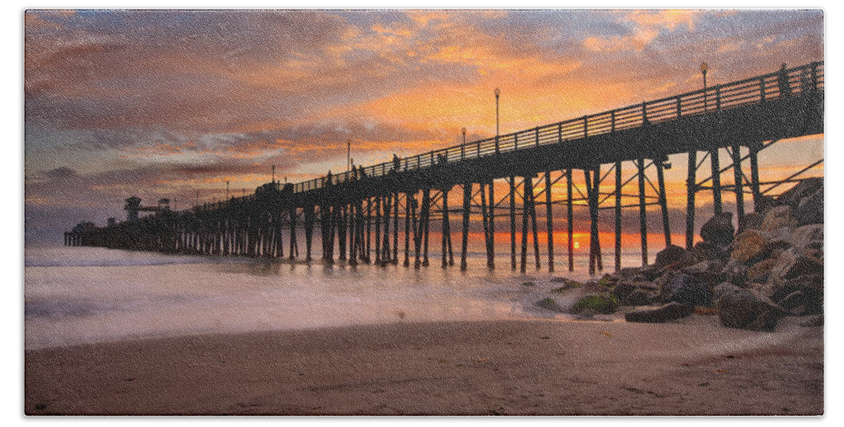 Sunset Hand Towel featuring the photograph Oceanside Sunset 7 by Larry Marshall