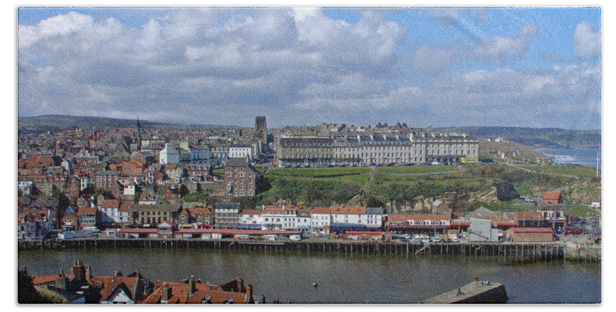 Cars Hand Towel featuring the photograph Overlooking Whitby by Rod Johnson