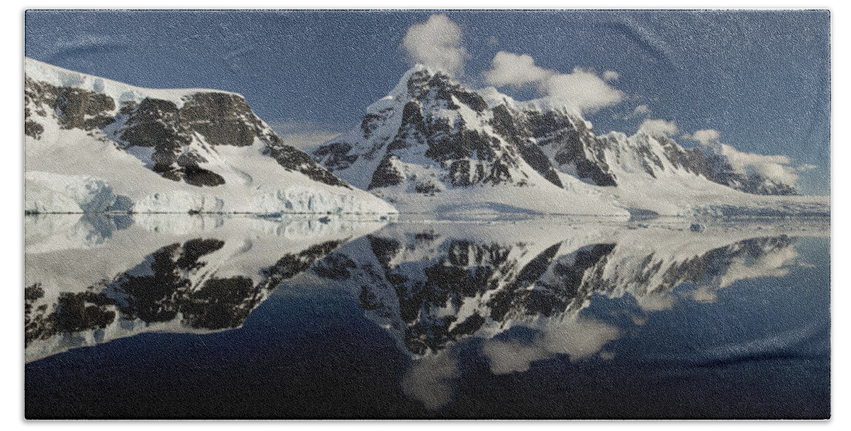 00479577 Bath Towel featuring the photograph Peaks Along Neumayer Channel by Colin Monteath