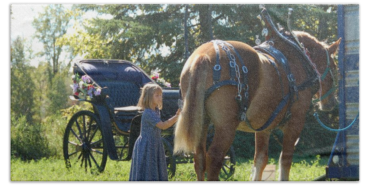 Horse Hand Towel featuring the photograph Ready for the Parade by Valerie Kirkwood