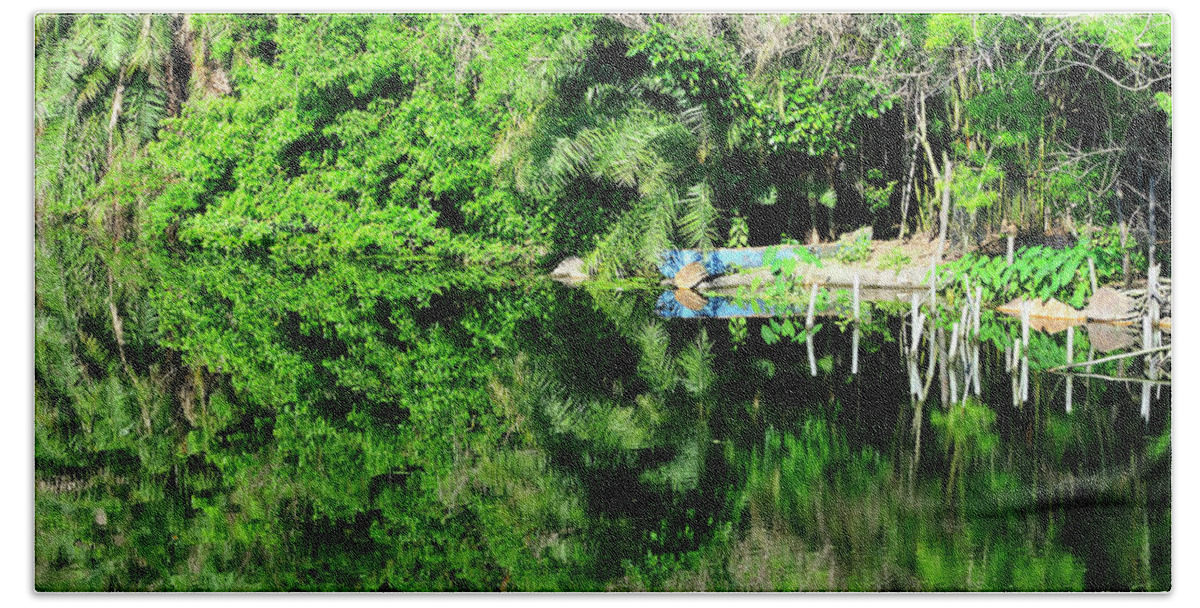 River Bath Towel featuring the photograph River Reflections by Bill Dodsworth
