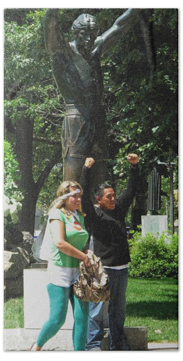 Philadelphia Bath Towel featuring the photograph Rocky In Philadelphia by Ian MacDonald