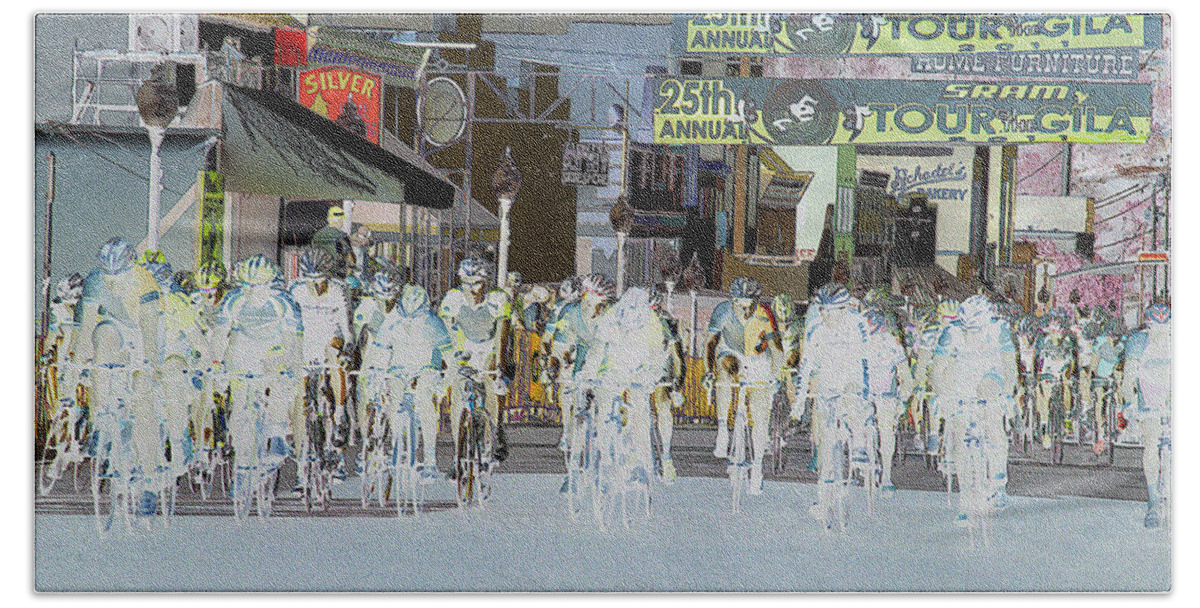 Criterium. Cycling Bath Towel featuring the photograph Rolling Down Bullard Street by Vicki Pelham
