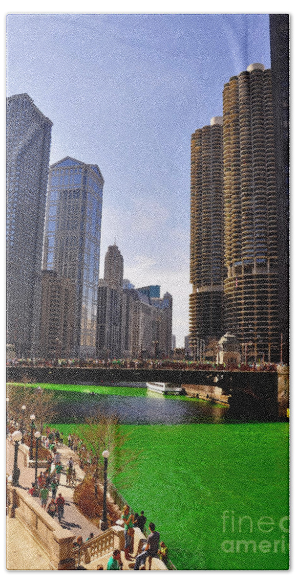 Wrigley Tower Chicago Bath Towel featuring the photograph St Patrick's Day Chicago by Dejan Jovanovic