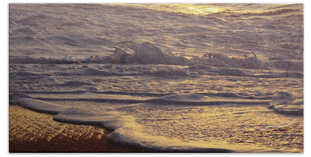Artistic Bath Towel featuring the photograph Sunset on Small Wave by Vince Cavataio - Printscapes