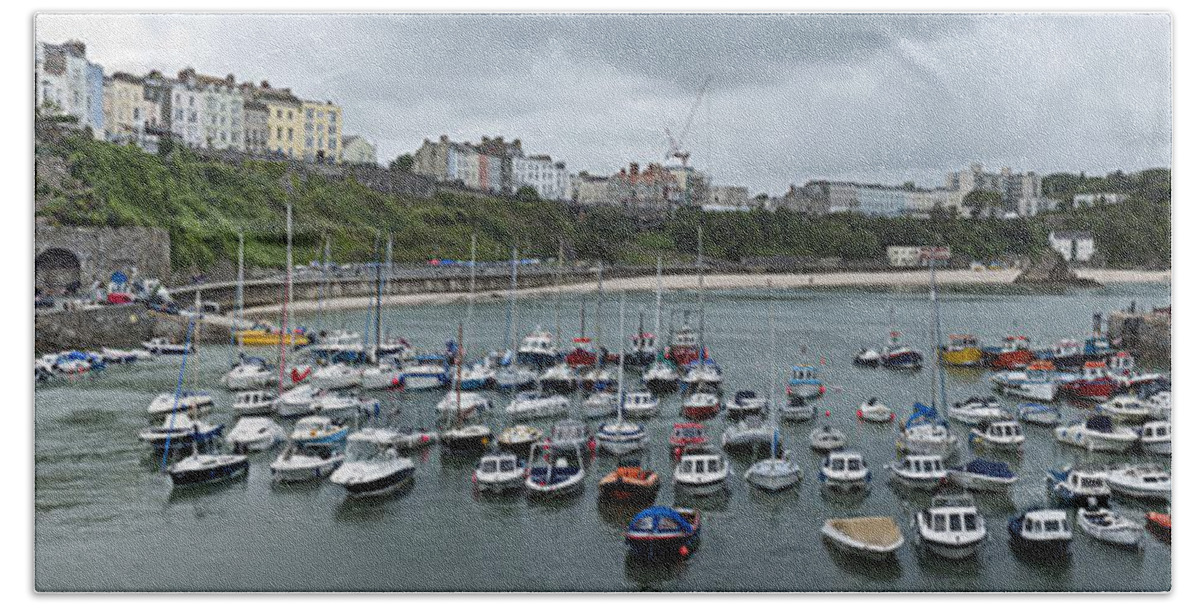 Tenby Hand Towel featuring the photograph Tenby Panorama by Steve Purnell