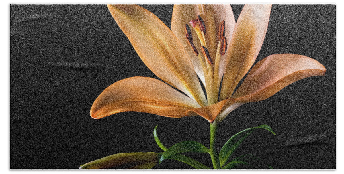 Flower Bath Towel featuring the photograph Tiger Lily by Endre Balogh