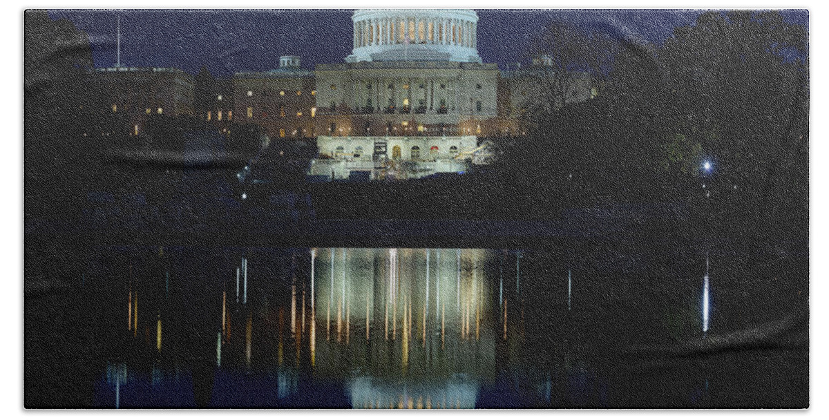 Metro Bath Towel featuring the photograph US Capitol - Pre-Dawn Getting Ready by Metro DC Photography