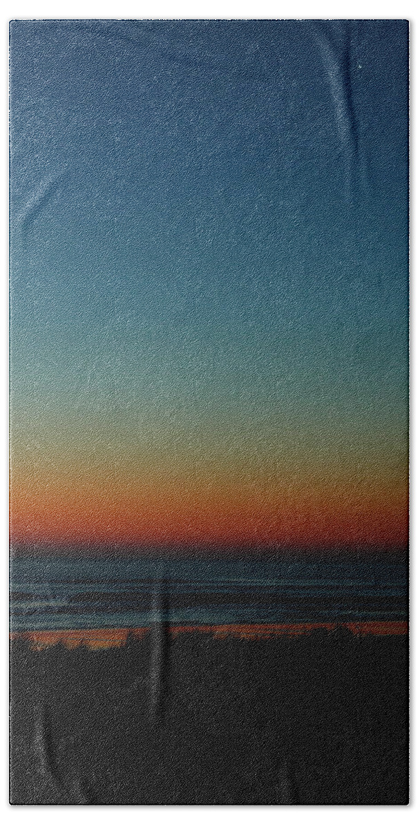 Atlantic Coast Bath Towel featuring the photograph Venus And Atlantic Before Sunrise by Daniel Reed
