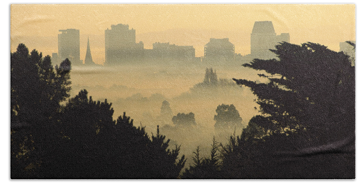 Hhh Hand Towel featuring the photograph Winter Smog Over The City by Colin Monteath