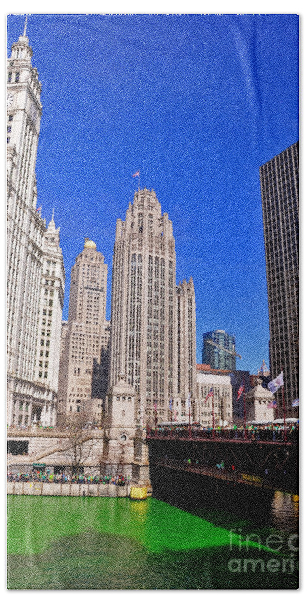 Wrigley Tower Chicago Bath Towel featuring the photograph Wrigley Tower by Dejan Jovanovic