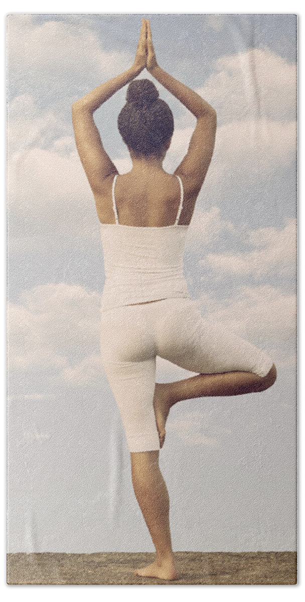 Female Hand Towel featuring the photograph Yoga by Joana Kruse