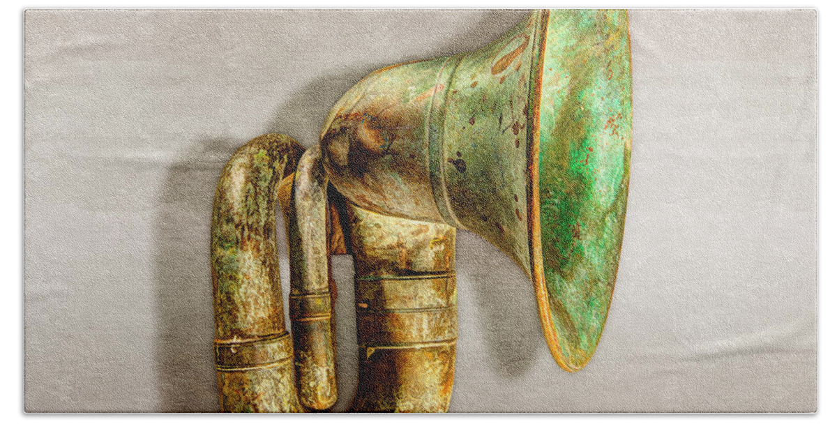 Antique Bath Towel featuring the photograph Antique Brass Car Horn #1 by YoPedro