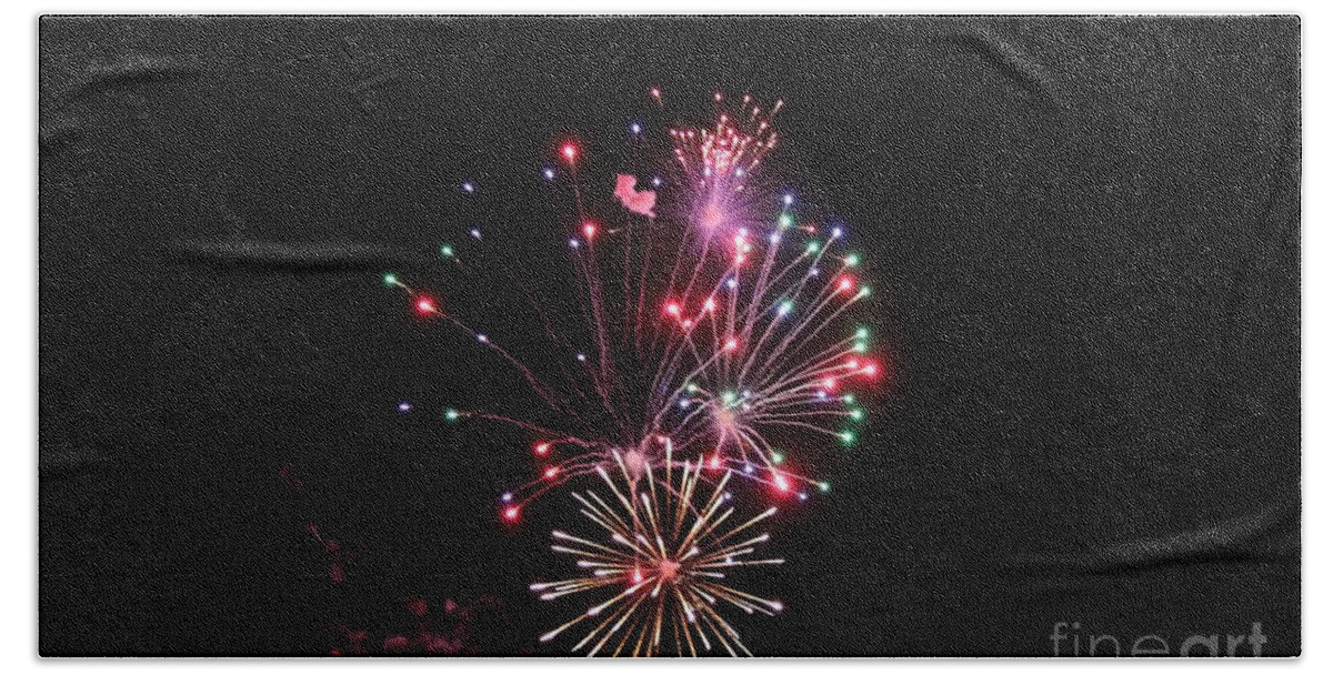 Fireworks Bath Towel featuring the photograph Bright me up #1 by Yumi Johnson