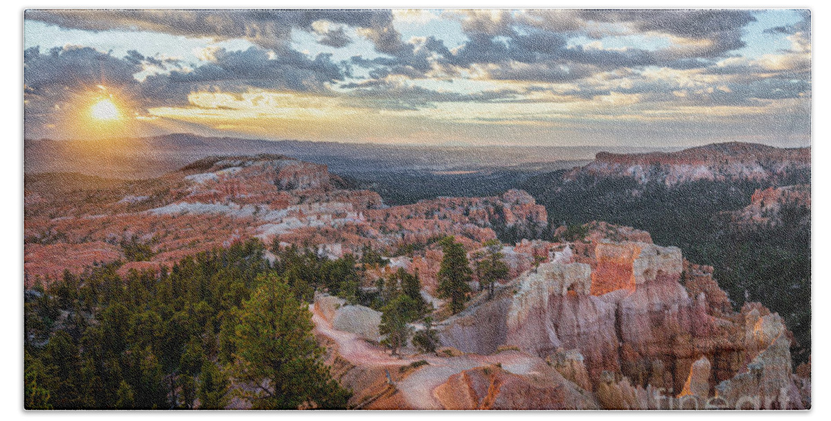 Canyon Hand Towel featuring the photograph Bryce Canyon Sunrise #1 by JR Photography