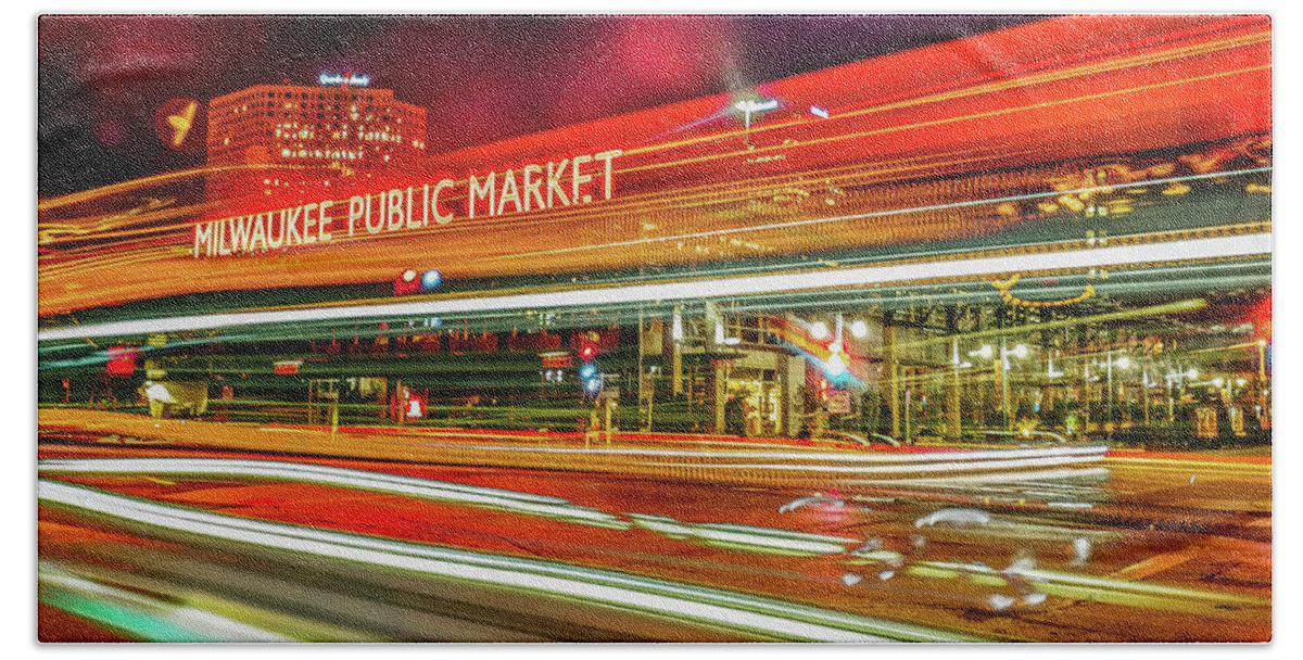 Public Market Bath Towel featuring the photograph City lights #1 by Kristine Hinrichs