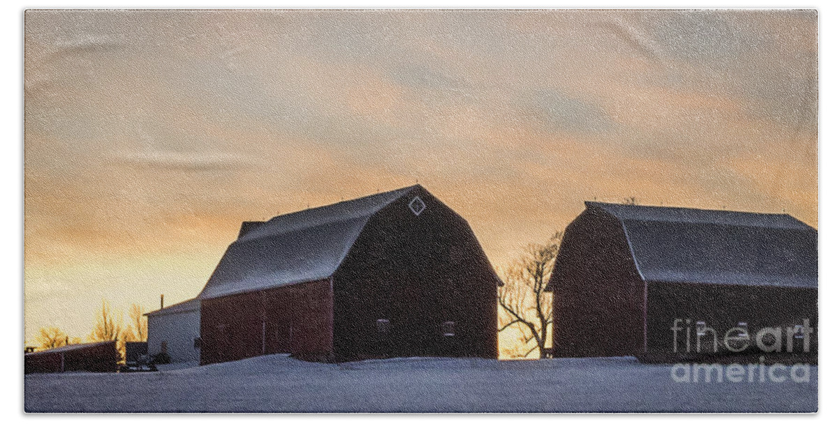 Barn Hand Towel featuring the photograph Good Morning #1 by Joann Long