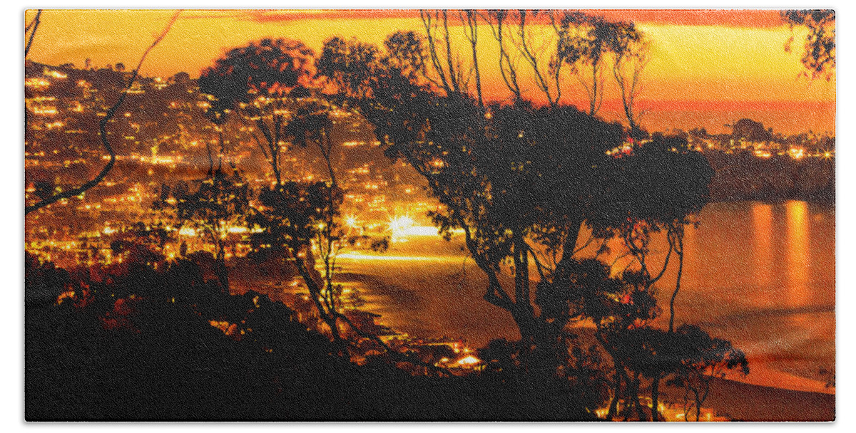 Landscape Bath Towel featuring the photograph La Jolla Sunset #1 by Ben Graham