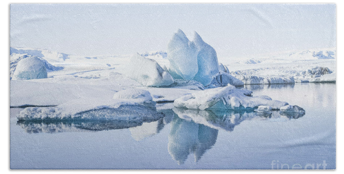 Kremsdorf Bath Sheet featuring the photograph Land Of Ice by Evelina Kremsdorf