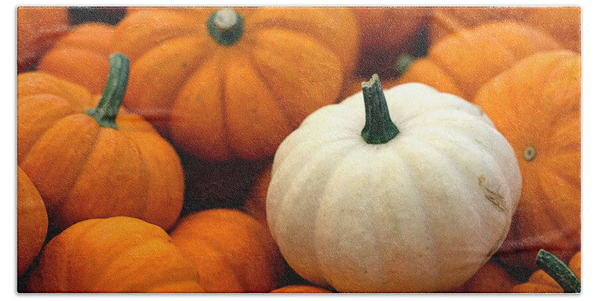 Skompski Hand Towel featuring the photograph Pumpkins #1 by Joseph Skompski