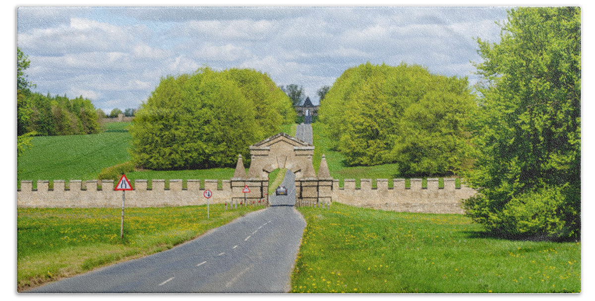 Burghley Bath Towel featuring the photograph Road to Burghley House by Shanna Hyatt