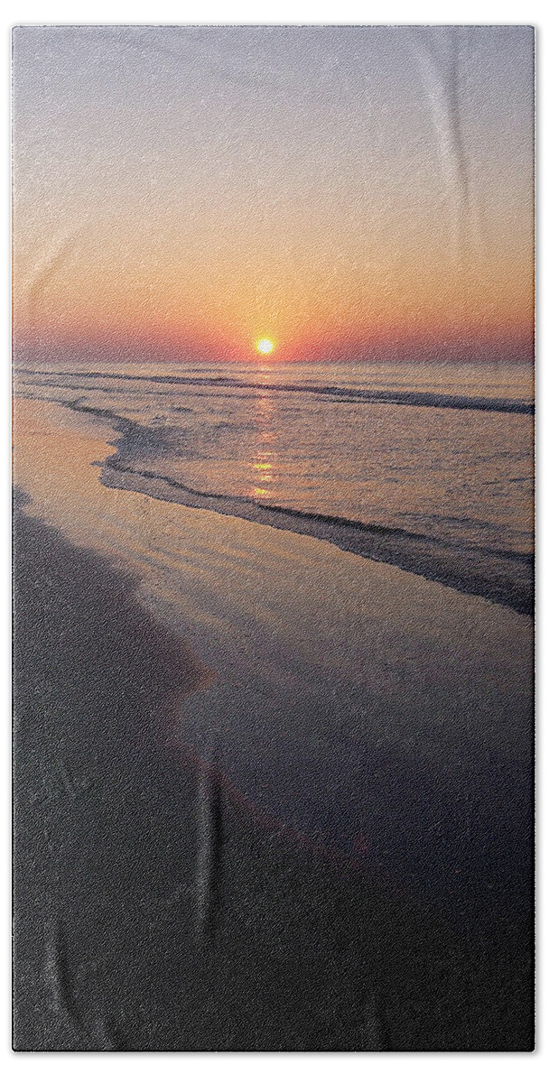 Photography Bath Towel featuring the photograph Sunrise Over The Atlantic Ocean #1 by Phil Perkins