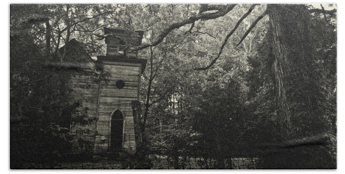 Church Hand Towel featuring the photograph The Abandoned Church #1 by George Taylor