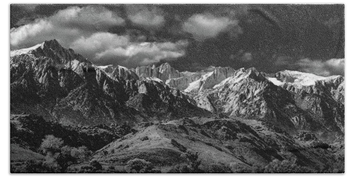 Landscape Hand Towel featuring the photograph The Majestic Sierras #1 by Bruce Bonnett