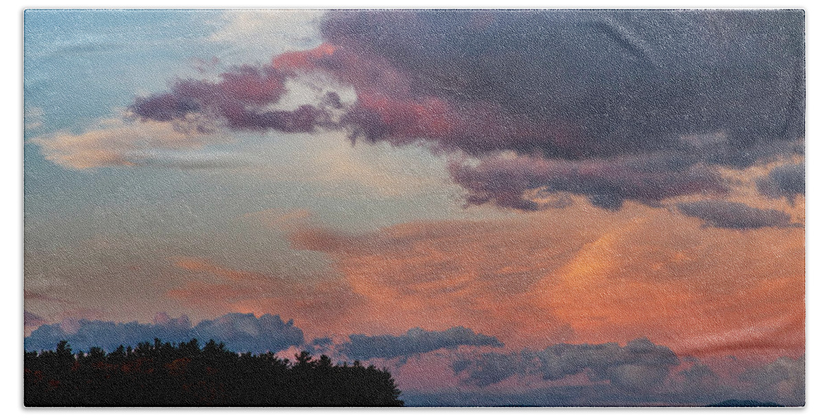 Lake Winnisquam Bath Towel featuring the photograph Winnisquam Sunset #1 by Benjamin Dahl