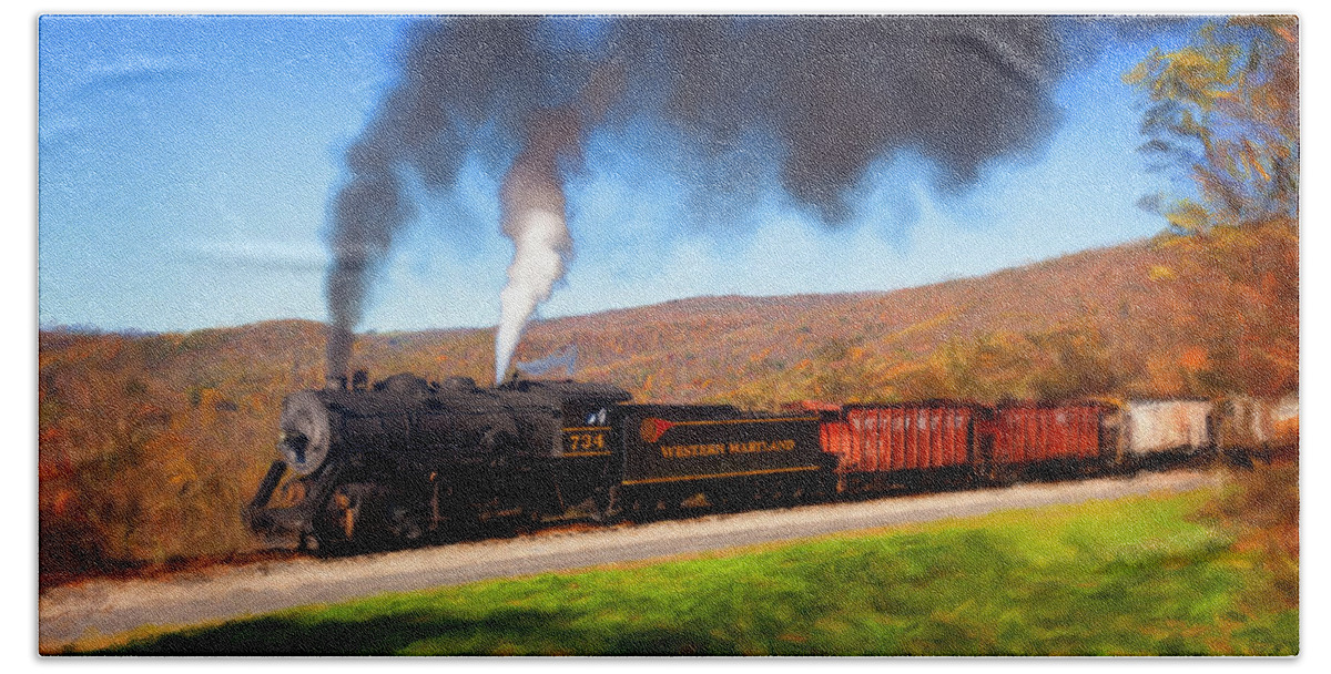 Wmrr Bath Towel featuring the photograph Western Maryland Steam train powers along railway by Steven Heap