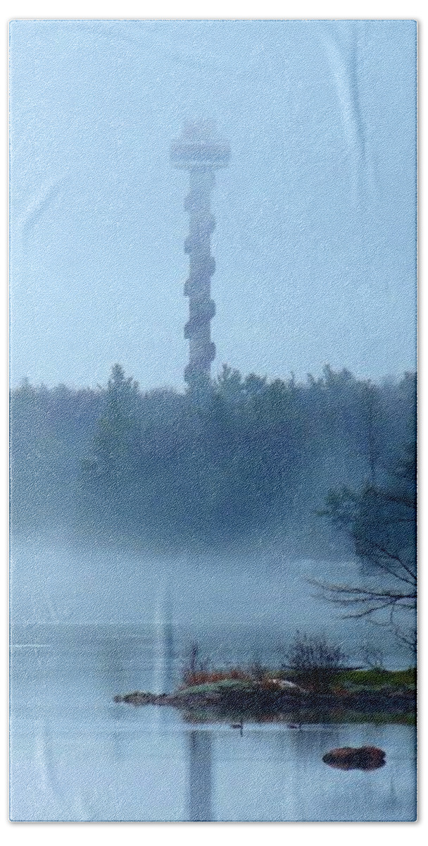 1000 Islands Bath Towel featuring the photograph 1000 Island Tower by Dennis McCarthy